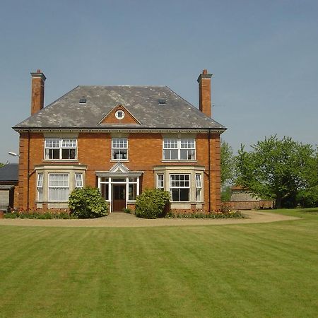 米尔顿凯恩斯Furtho Manor Farm住宿加早餐旅馆 外观 照片